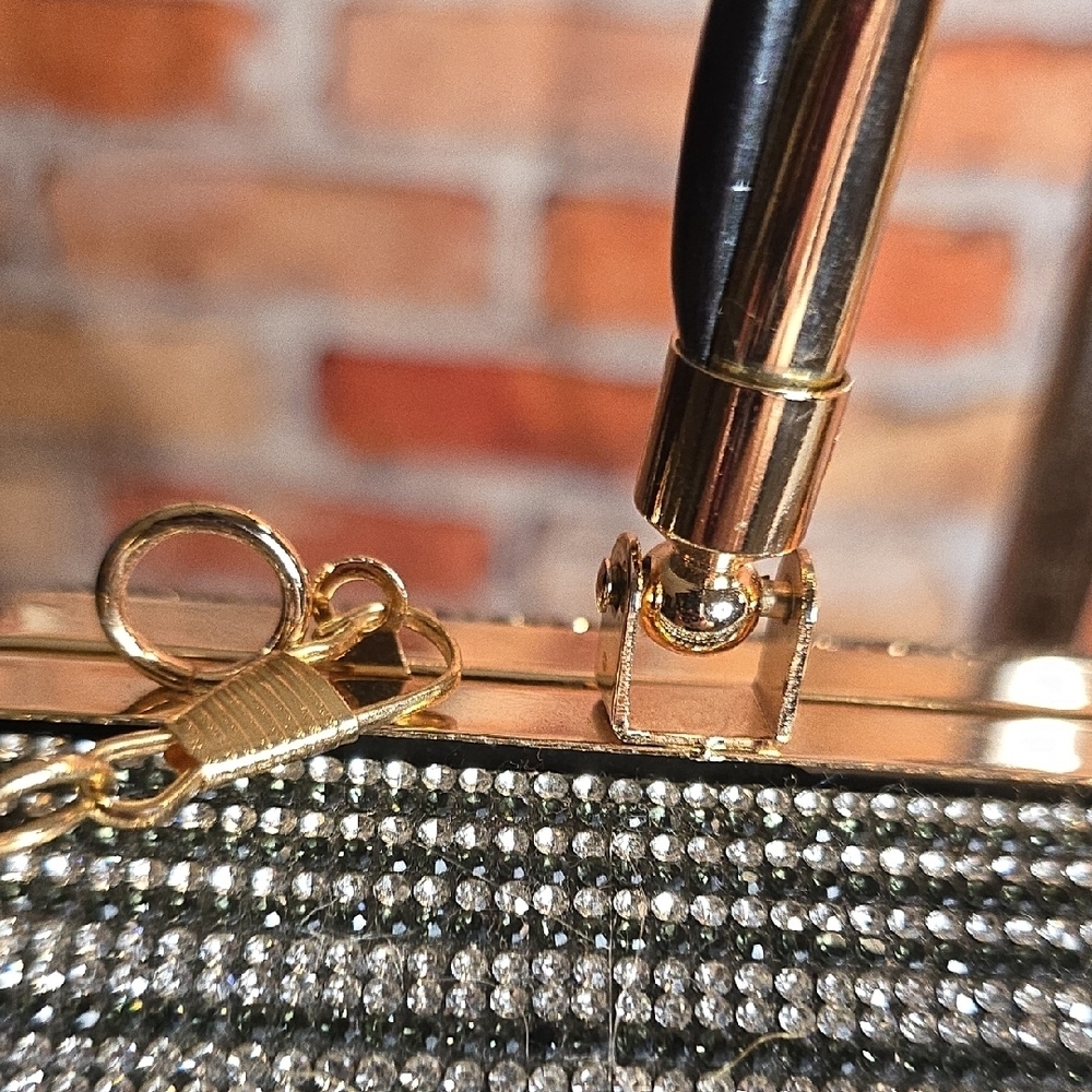 Sparkling  10,000 Dollar Design Rhinestone Crossbody Bag - Picture 4 of 7